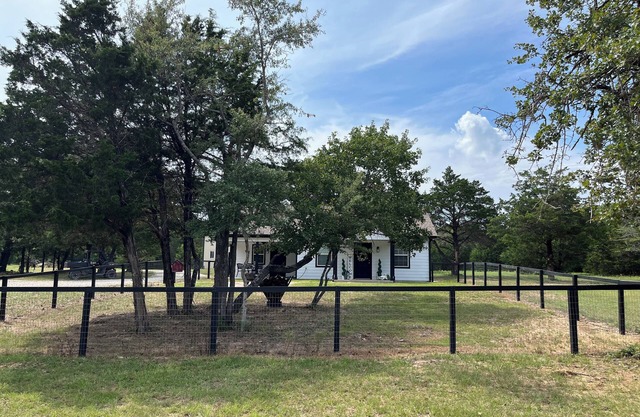 Little House, pickleball, donkeys, exercise, trails,