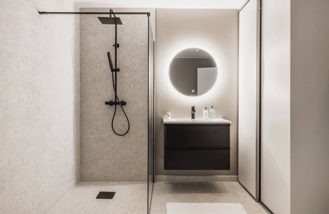 Live modern and comfortable - 8 min from city center