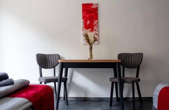 Livemore24 - Apartment 4 in Duisburg 24/7 check-in