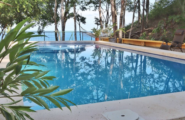 Living on the Edge. Amazing cliff home with incredible white-water ocean view