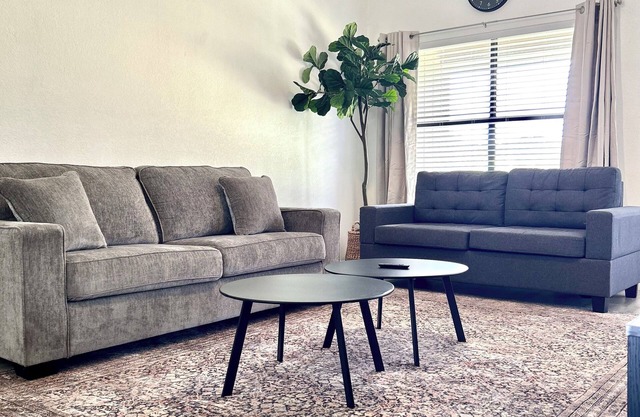 LOCATION! Cozy 3 bedroom home in the heart of Brownsville!