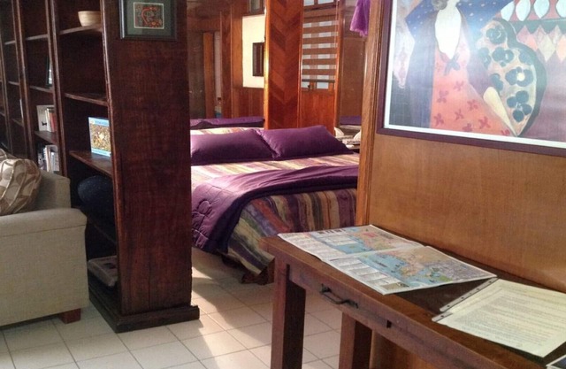 Location, Location, Location GOLDEN ZONE Studio/Appartment, Golden Zone