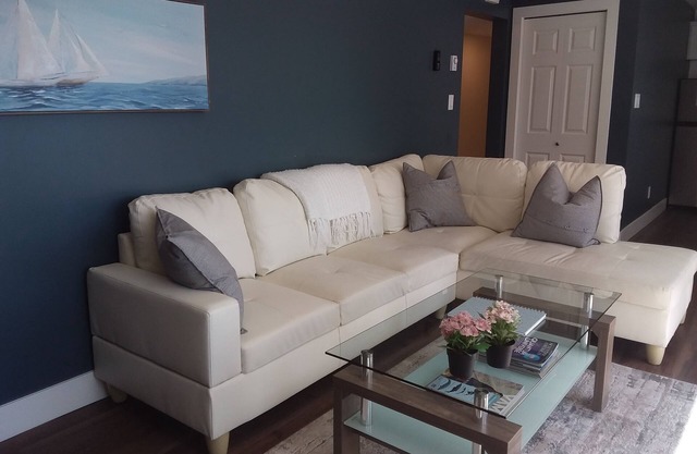 Location! Location! Waterfront! Amazing views! 2 Bedroom comfort.