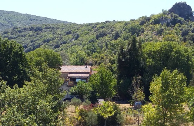 Lodging near Vallon Pont d'Arc, Ardèche Gorges Cave & the Pont d'Arc