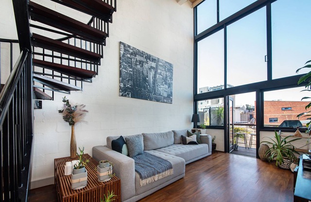 Loft Living - Close To The MCG