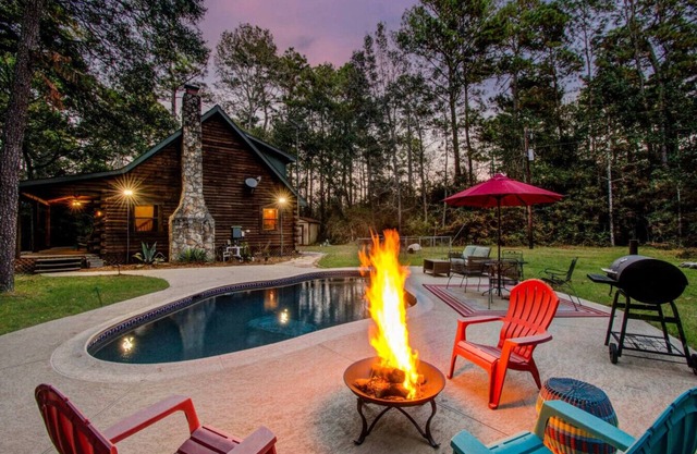 Log Cabin Retreat with Pool, Trampoline, and more!