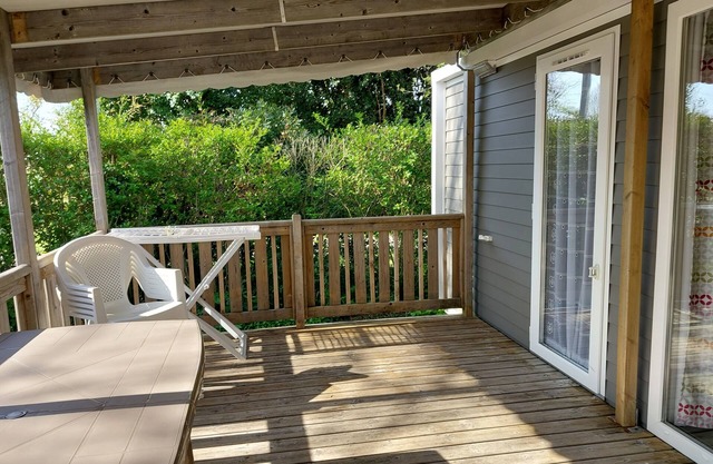 Logement Confortable en Pleine Nature, Proche du Bord de mer