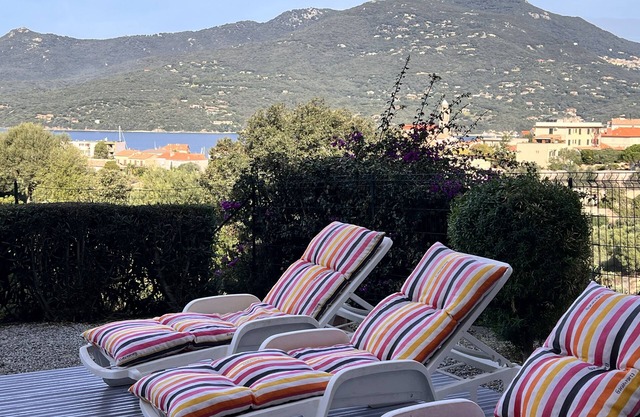 Logement Tout Confort Dans Résidence Avec Piscine