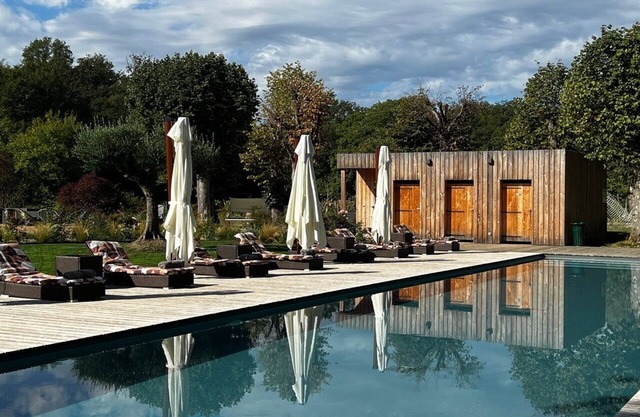 Loire Valley Lodges - Hotel