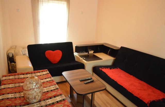 Lomari's Guest House