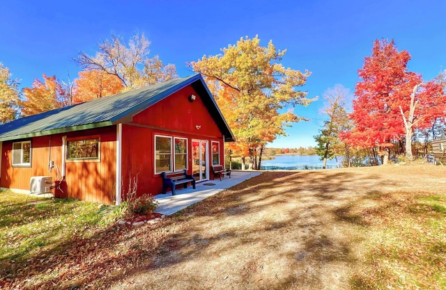 'Long Lake Lodge' w/Watercrafts & Fire Pits