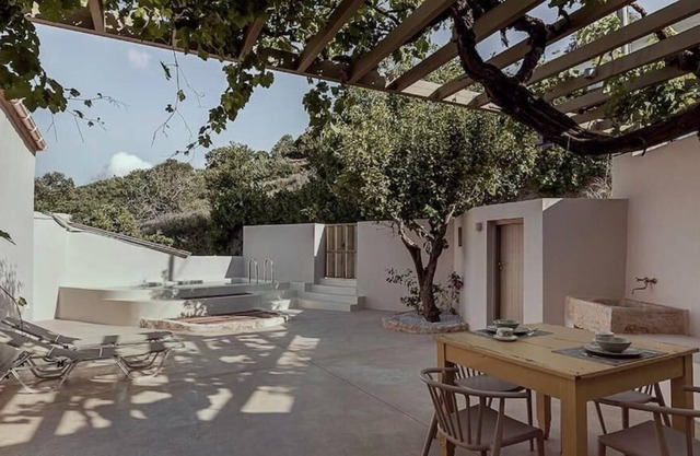 Lotusland, a relaxing house in Amari Valley Crete