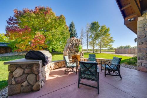 Loveland Peaks Retreat Family Home 3 Mi to Dtwn!