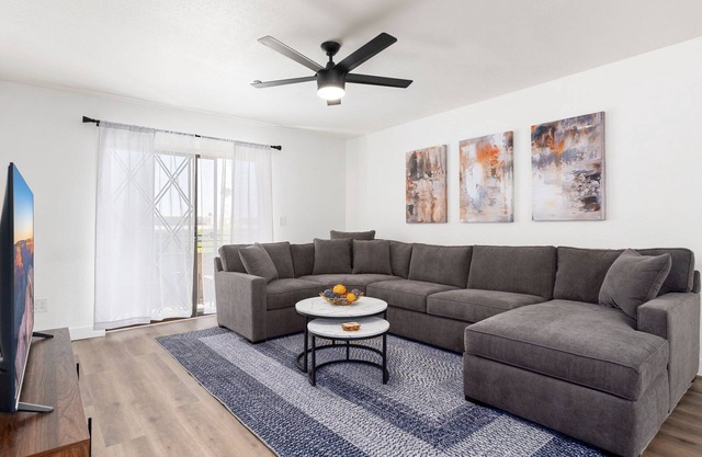 Lovely 2-bedroom, 2 bath condo in brilliant Old Town Scottsdale