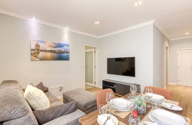 Lovely 2BR Home in Msida | Fast Wi-Fi & Cozy Stay