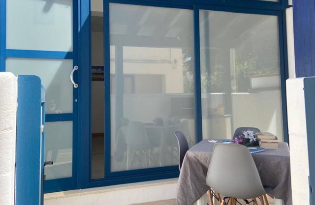 Lovely apartment for 4 guests with WIFI, A/C, TV, terrace and pets allowed