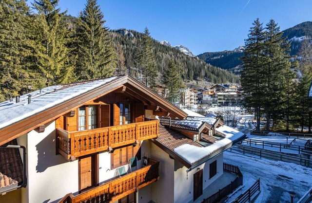Lovely apartment for 6 guests with TV and balcony