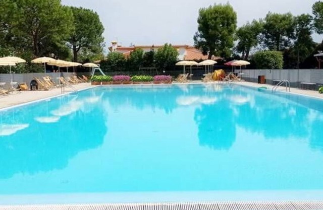 Lovely apartment for 4 guests with pool, A/C, WIFI, TV, terrace and panoramic view
