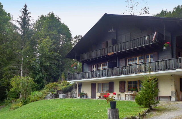 Lovely apartment for 6 guests with WIFI, TV and balcony