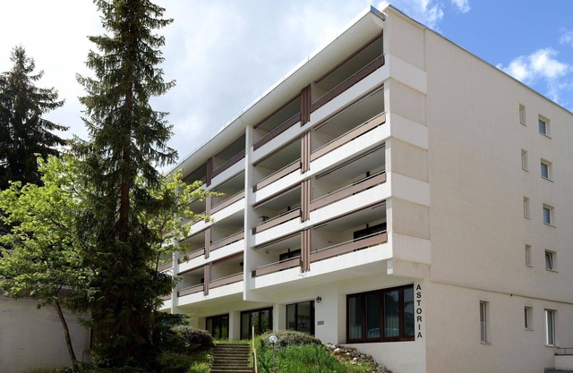 Lovely apartment for 5 guests with WIFI, pool, TV and balcony