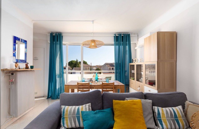 Lovely apartment for 2 people with WIFI, A/C, TV and terrace