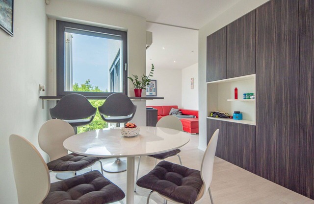 Lovely apartment for 4 guests with WIFI, A/C, TV, terrace and pets allowed
