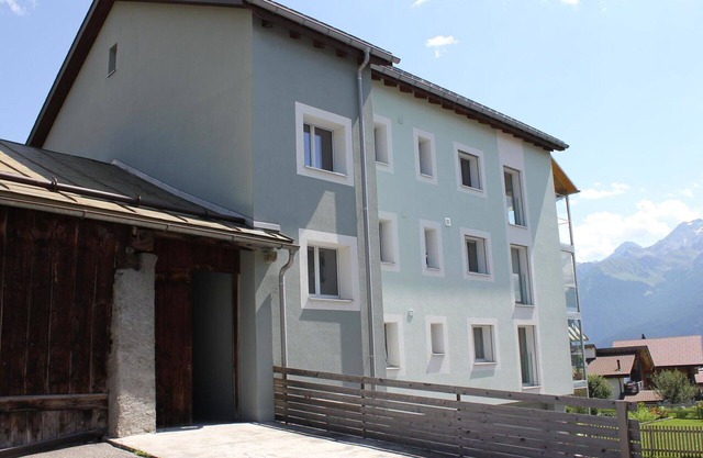 Lovely apartment for 8 people with WIFI, TV and balcony