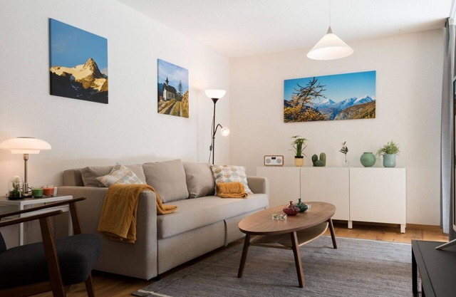 Lovely apartment for 5 guests with WIFI, TV, balcony and pets allowed