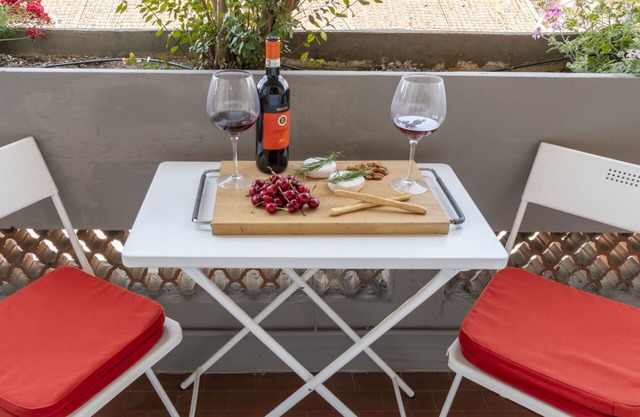 Lovely apartment for 5 guests with WIFI, A/C, TV, terrace and panoramic view
