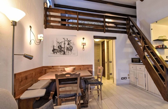 Lovely apartment for 5 people with WIFI, TV and balcony