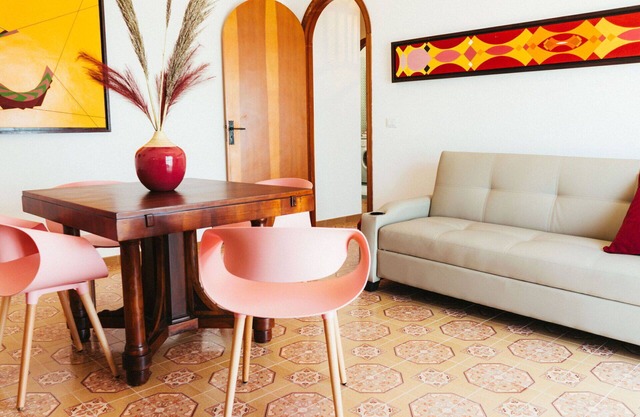 Lovely apartment in villa for 5 people with WIFI, TV, balcony and pets allowed