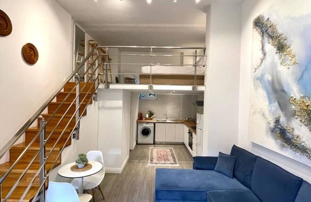 Lovely Blue Home | City Center