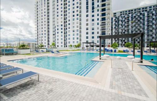 Lovely Downtown Doral