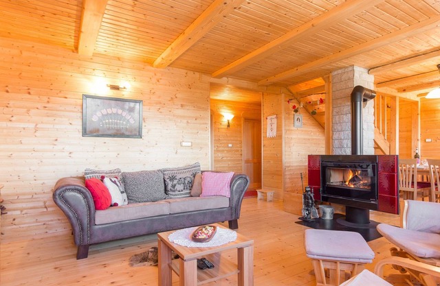 Lovely holiday home in Ravna Gora with fireplace