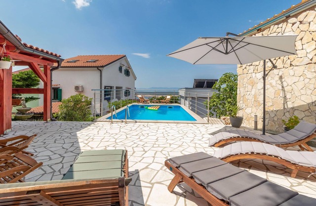 Lovely home in Crikvenica with sauna