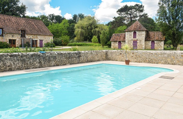 Lovely home in Mauvières