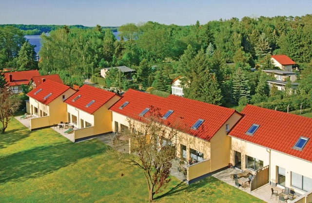 Lovely Home In Pinnow With Kitchenette