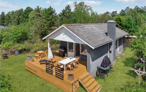 Lovely Home In Samsø With Kitchen