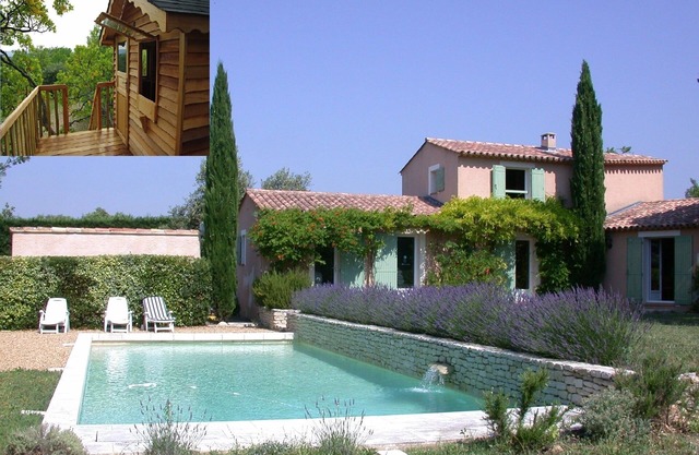Luberon villa 10 people plus 2 in CABANE PERCHEE in an oak- HEATED pool