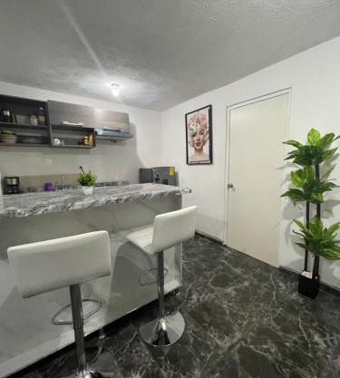 Luna House
