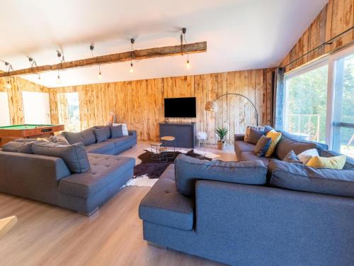 Lush chalet near lake of Bütgenbach
