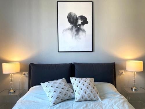 Lussuoso bilocale Metro Blu Piazza Frattini