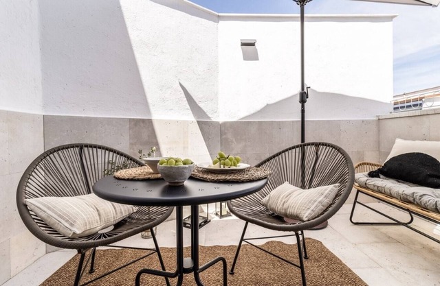 Lustar - 2 bedrooms and terrace in Chueca