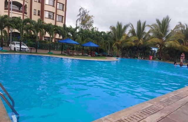 Lux Suites Sunset Holiday Apartments