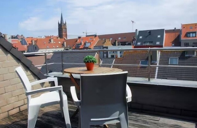 Luxe duplex with free parking in Knokke-Heist