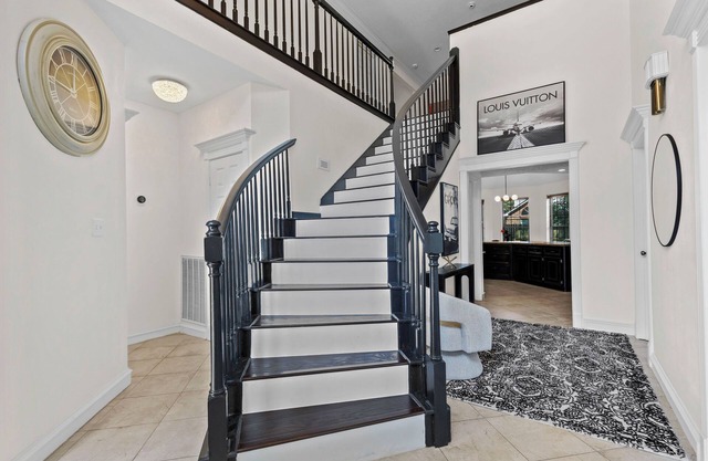 Luxe House + Sleeps 8+ SPA like Bathroom + Game Room + Near Chateau Nouvelle