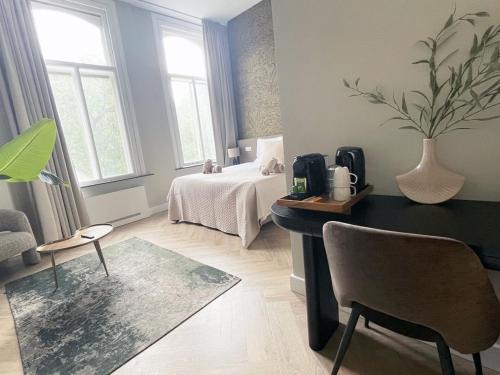 Luxe Suite - New Bed - Wifi- Safe City Center