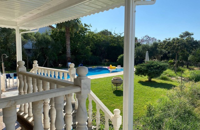 Luxe Vakantieverblijf aan de Egeïsche Kust: Ontdek Gulluk Bodrum!