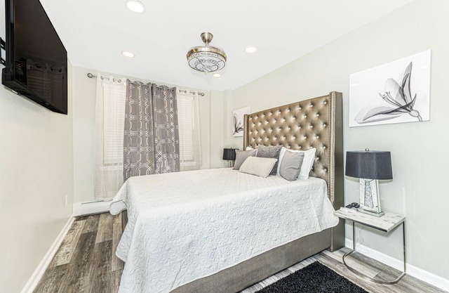 Luxirious 3 bedroom apartment - 5 minutes from Yankee Stadium