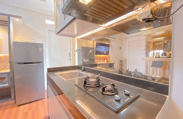 Luxurious 3Br At Gateway Ahmad Yani Cicadas Apartment